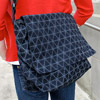 puckish_messenger_black